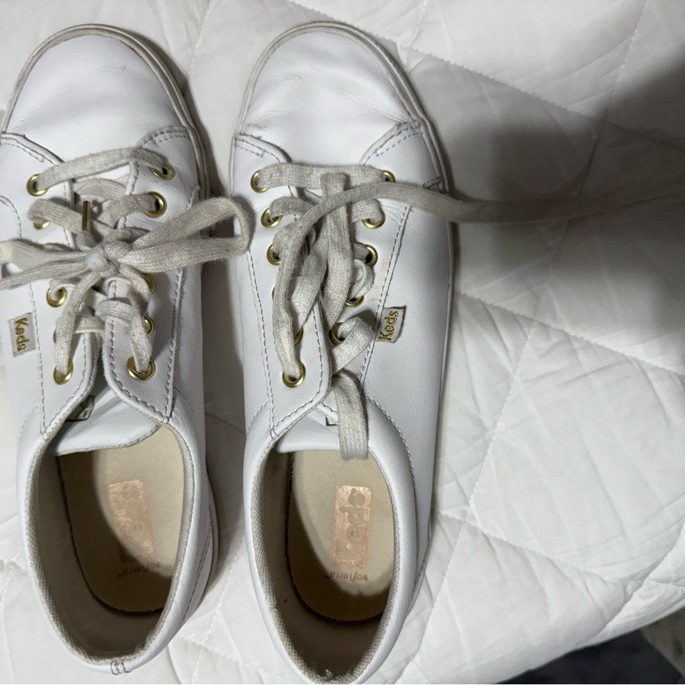 White keds. Size 8 1/2.